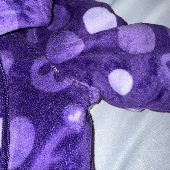 Disney Footie Baby Minnie Daisy Purple Polka Dot Hearts Bunting Bag Sz 6/12 Mo - Picture 8 of 15